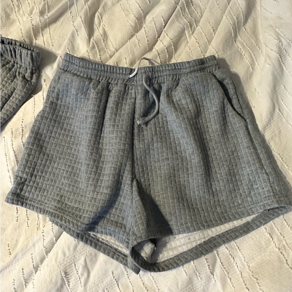 Princess Polly Gray Quilted Set - Picture 4 of 5